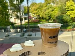 -J Create城市露营咖啡·简餐·宠物(上海动物园店)