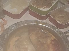-嘎琉鲜切牛肉自助火锅
