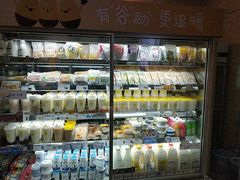 零售区-一鸣真鲜奶吧(秣周东路地铁站店)