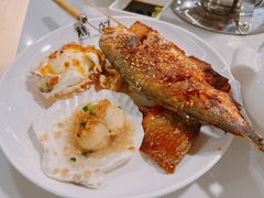 -腾阁自助餐厅(朝林广场店)