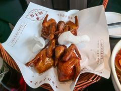 -鸽子侯·家宴·平价海鲜(市图书馆店)