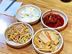 小菜-金北顺大锅家(신사본점)