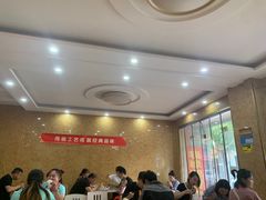 大堂-晓峰手工擀面皮(新民街总店)