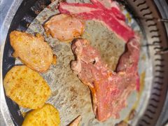 烤肉-钱小奴海鲜自助黑金店(杭州滨江龙湖店)