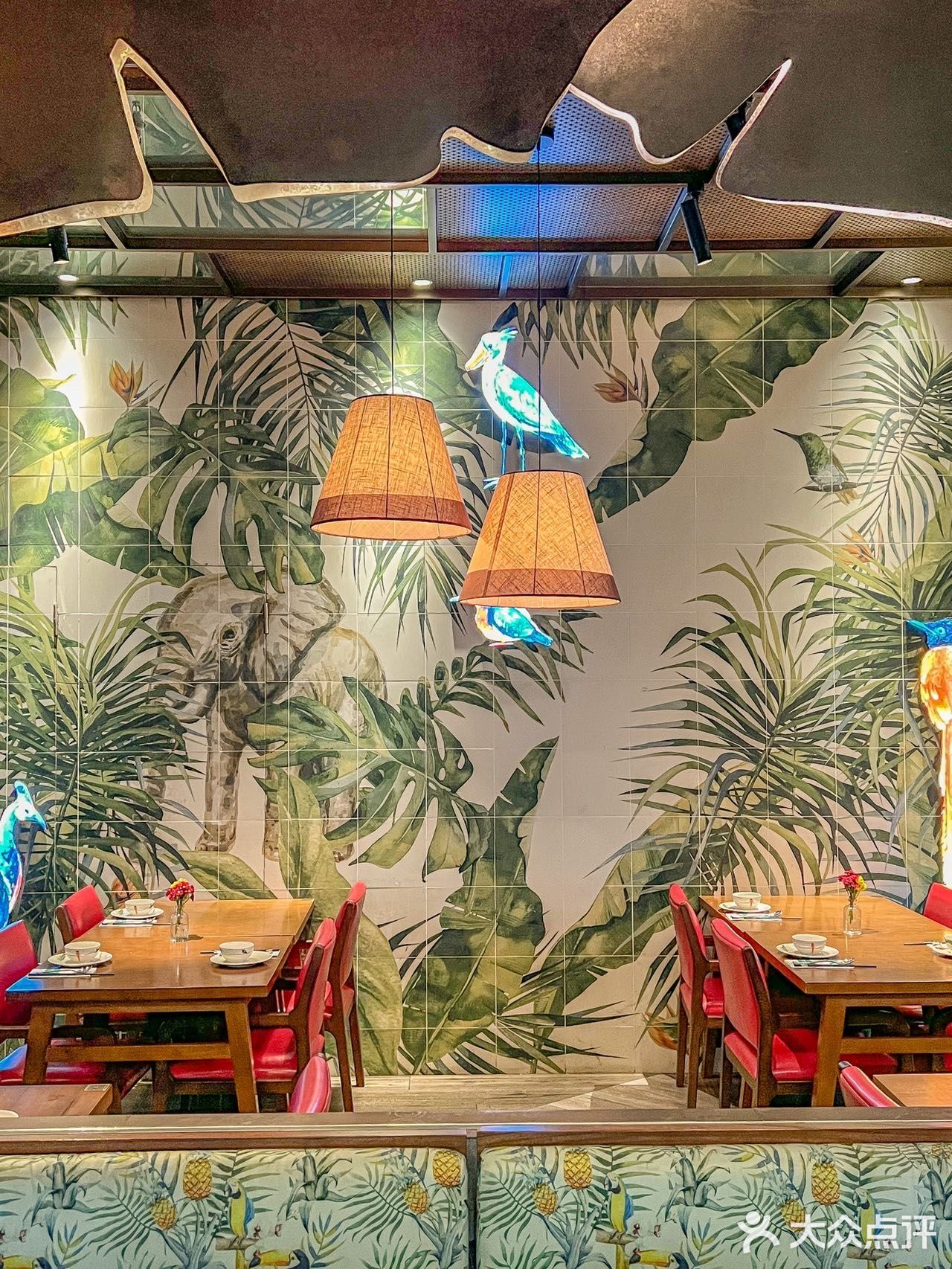 一直都对这道菜情有独钟，里面有20多种泰国当地的调料