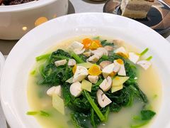 上汤菠菜-维园悦谱·海派家常菜(乌鲁木齐南路店)