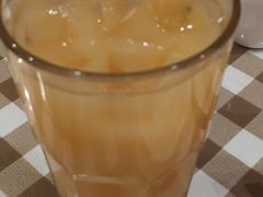 -新大咀港式茶餐厅(宝山万达店)