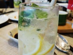 -东方红海鲜百汇(国际大厦店)