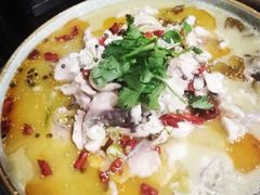 -冯记白土岗辣子鸡