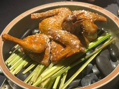 盐焗香茅乳鸽-小运河·公馆(国贸店)
