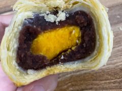 豆沙蛋黄酥-闻酥园(大慈寺店)