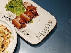-乔家小院•非遗驴肉•本地小海鲜(滨河路店)