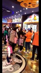 -卡通尼乐园(五彩世界店)