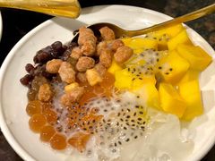 芒果刨冰-汕中冰室