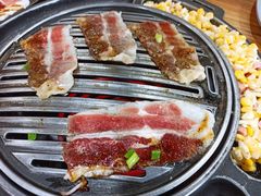 柠檬香草黑椒牛五花-小米烤肉·和牛原切-创意韩料(东关店)