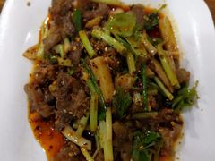 -朱大嘴肥肠血旺(福字街店)