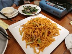 干煸藕丝-莲餐厅·湖北菜·潜江小龙虾店(愚园路店)