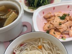 -悦芽照护月嫂+育儿嫂(杭州店)