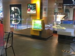 -麦当劳(东方时代广场分店)