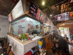 -巴四老城区炭火蛙锅(张江店)