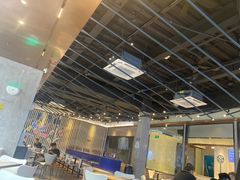 大堂-野萃山·潮汕厚果汁(十亩地店)