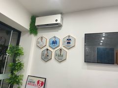 -守诺宠物医院·眼科· 神经外科·爬宠专科(虹口店)