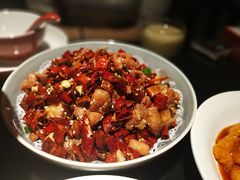 -湘西小馆(滨河路店)