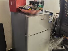 -优医视平价眼镜超市蔡司依视路折扣(小马厂店)