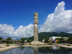-亚龙湾中心广场