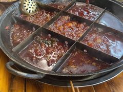 -正南齊北重庆老火锅(光华村直营店)