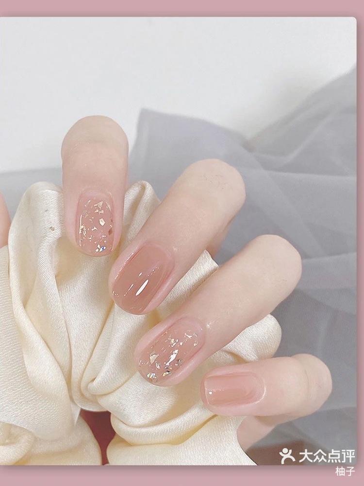 高级冰透仙女美甲夏季短甲简约百搭款式