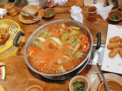 -亮欢寨酸汤鱼(沙冲路店)