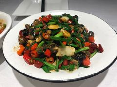 -鄱阳湖·江西小炒·瓦罐煨汤(五道口店)