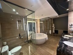 -天津梅江中心皇冠假日酒店