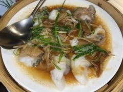 咸鱼花肉蒸油斑-炳胜品味(海印总店)