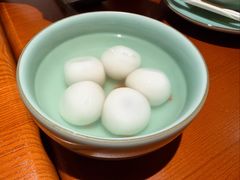 黑芝麻汤团-缸鸭狗(天一广场店)