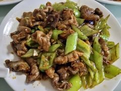 青椒肥肠-胖子菜馆(隆昌路店)