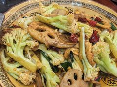 -老来福·非遗酸汤兔(凯旋路店)