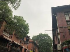 -黎黄陂路街头博物馆
