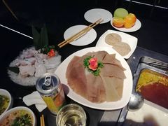 -海底捞火锅智慧餐厅(中骏世界城店)