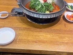 -喇喇排骨火锅·传统韩式脊骨汤(望京西园总店)