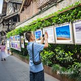 宽窄巷子逛新展，冈仁波齐太美了。
