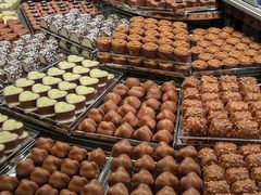 -Laderach 莱德拉(上海环贸iapm店)