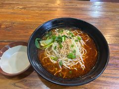 -赖扁担重庆小面(友谊路店)