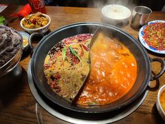 -萍姐火锅·公路夜市(武汉首店)