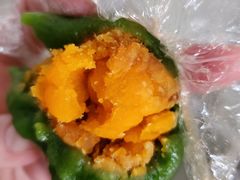 蛋黄肉松青团-许阿姨糕团店(南京总店)