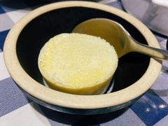 姜撞奶冰淇淋-小粤楼(万辉广场店)