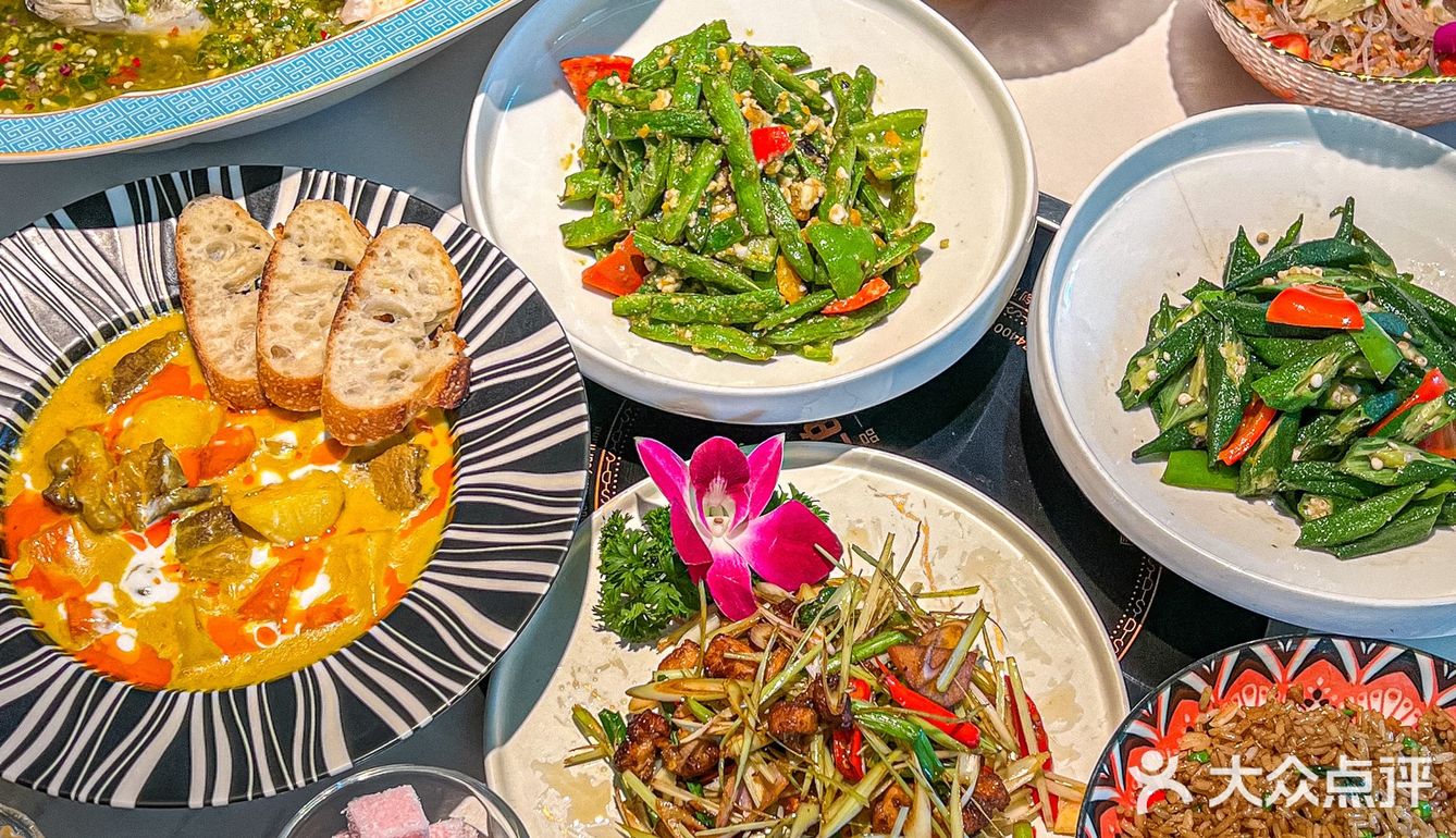 今天就解锁一家隐藏在东门的宝藏泰式料理专门店