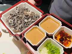 京味爆肚-四季民福烤鸭店(外滩外白渡桥店)