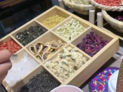 -芝小官毛肚火锅海鲜自助(淮安清江浦区新亚店)